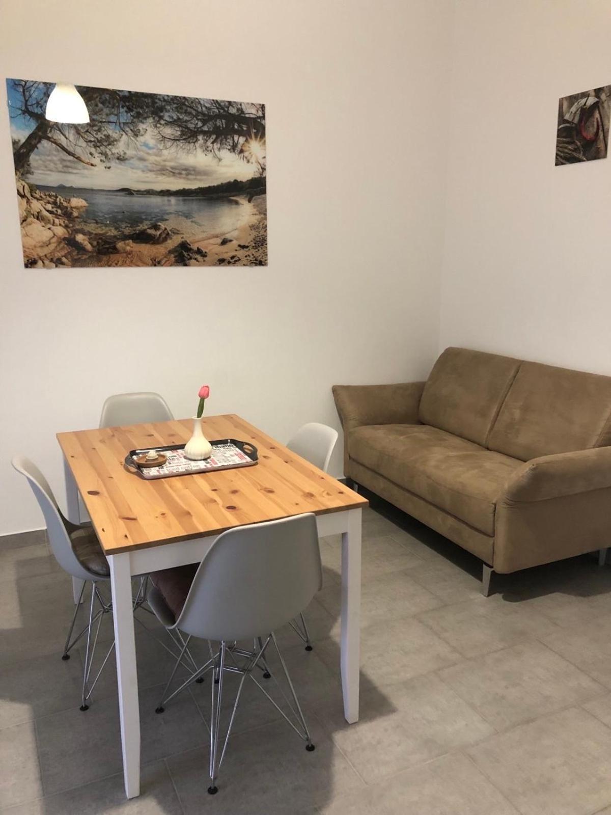 Apartmani Gavran Pirovac Eksteriør billede